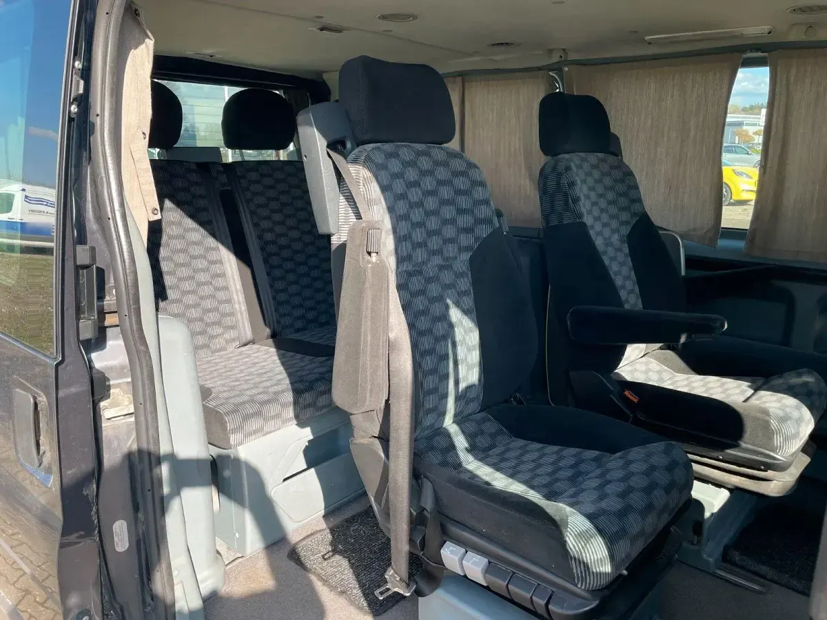 Używany Ford Transit 140 KM (102 kW) 2010 Szary Minivan