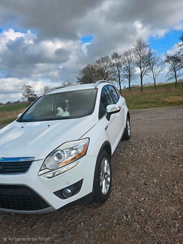 Gebraucht Ford Kuga 136 PS (100 kW) 2011 Weiß SUV