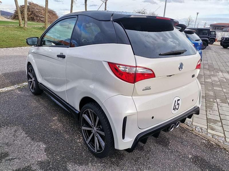 Neu Aixam Coupe GTI 2025 Perlmuttweiß Coupé