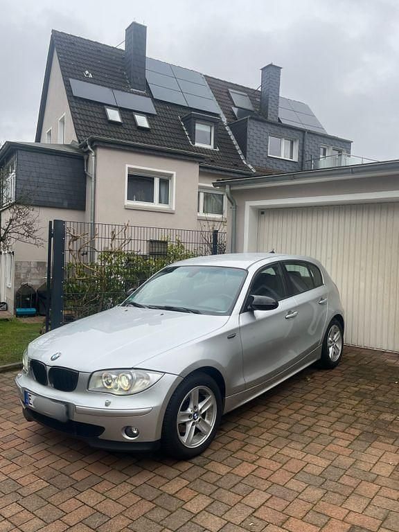 Gebraucht BMW 116 116 PS (85 kW) 2004 Silber Kleinwagen