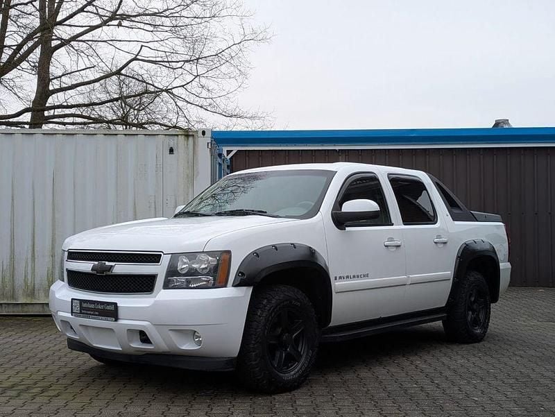 Gebraucht Chevrolet Avalanche LT 324 PS (238 kW) 2009 Weiß Pickup