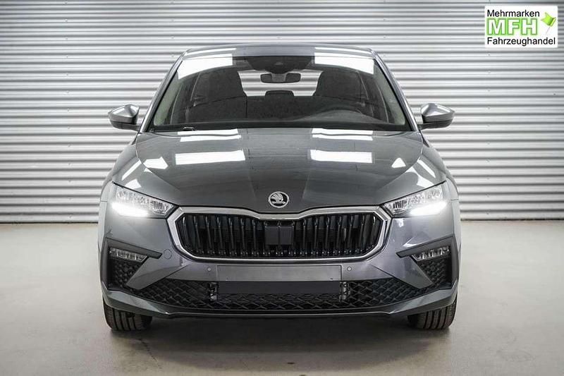 Neu Skoda Scala Selection 116 PS (85 kW) 2026 Graphite grau metallic (5x) Kleinwagen