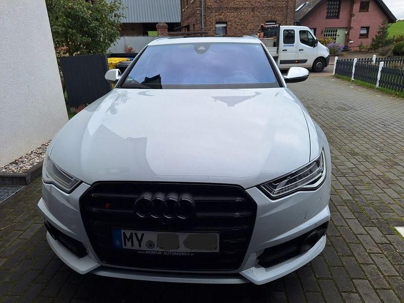 Weiß Gebraucht 2018 Audi S6 Ambiente Kombi | 39.000 € (Superpreis) - Bild 1/4