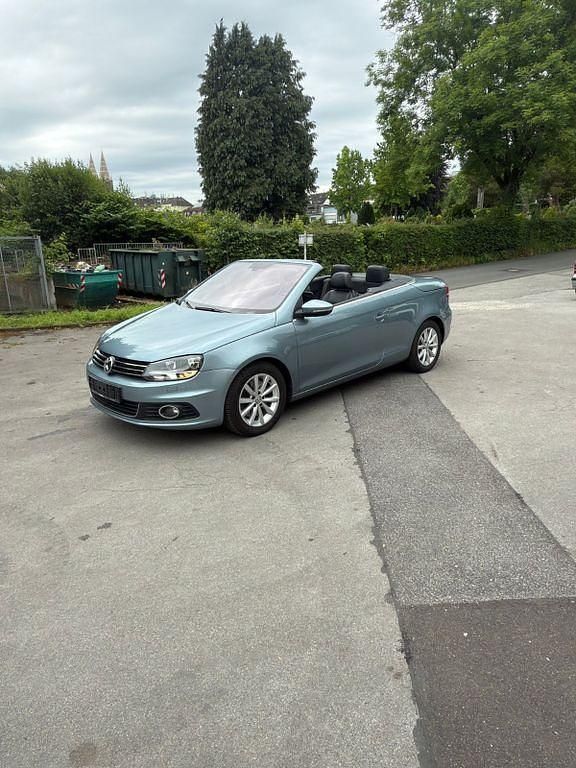 Blau Gebraucht 2011 VW Eos Cabrio | 8.650 € (Fairer Preis) - Bild 1/4