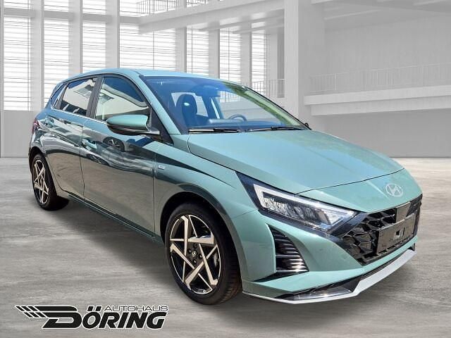 Gebraucht Hyundai i20 Turbo 120 PS (88 kW) 2024 Mangrove green / mic Limousine