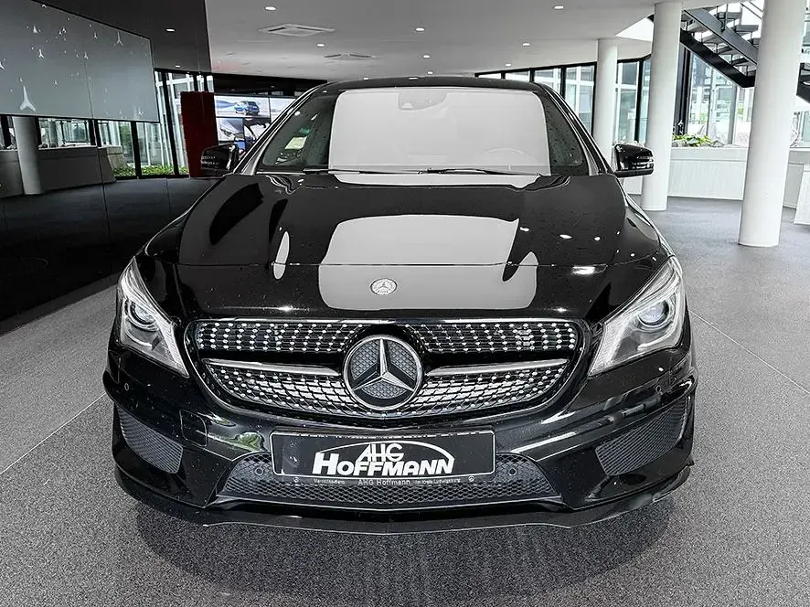 Gebraucht Mercedes CLA250 209 PS (153 kW) 2014 Schwarz Coupé