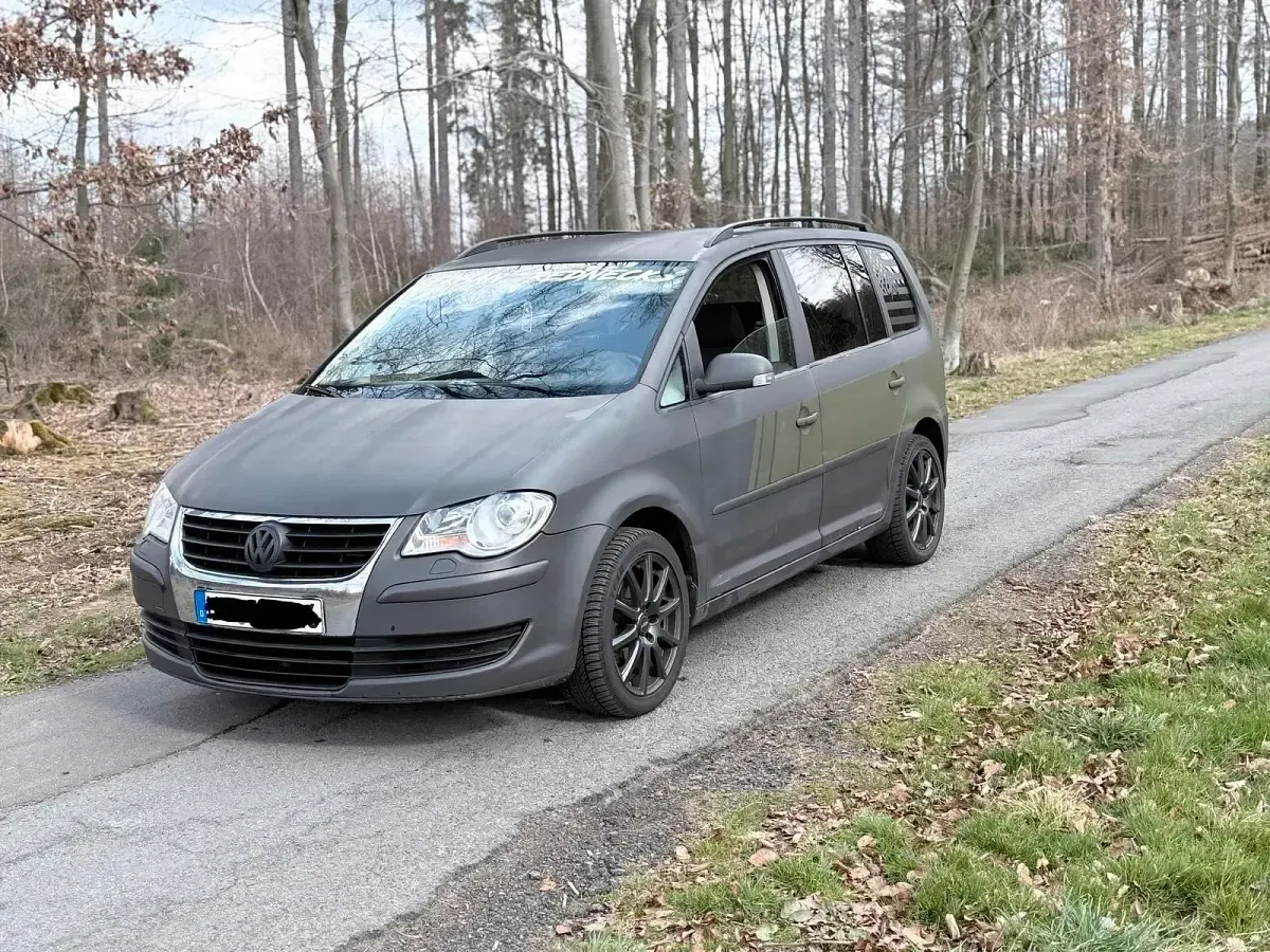 Brugt VW Touran 105 HK (77 kW) 2007 Sort MPV