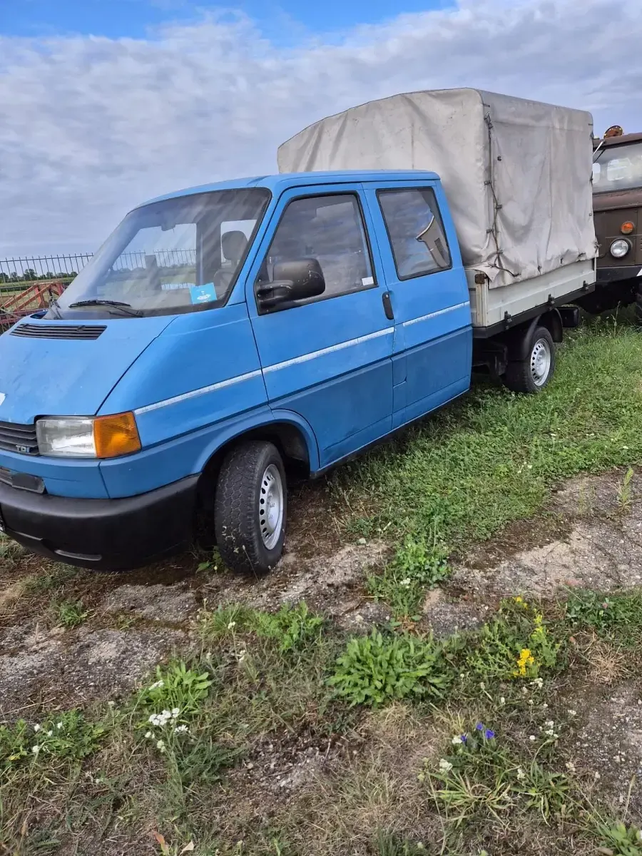 Usata VW T4 R 88 CV (64 kW) 1999 Blu Furgone