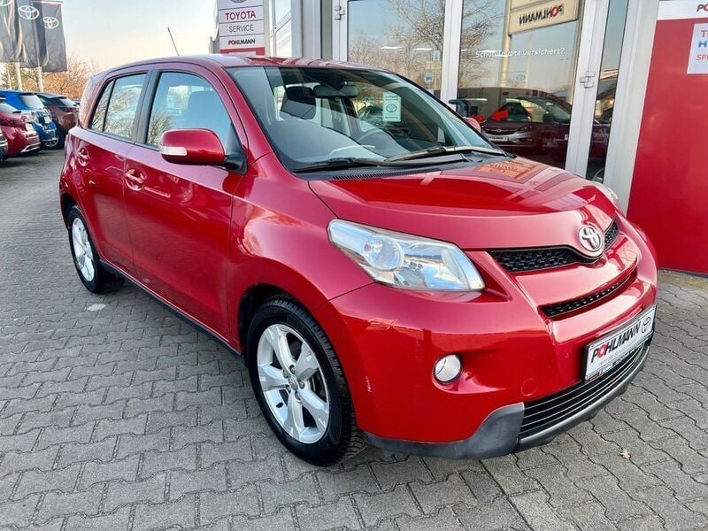 Rot Gebraucht 2009 Toyota Urban Cruiser SUV | 6.960 € (Teuer) - Bild 1/4