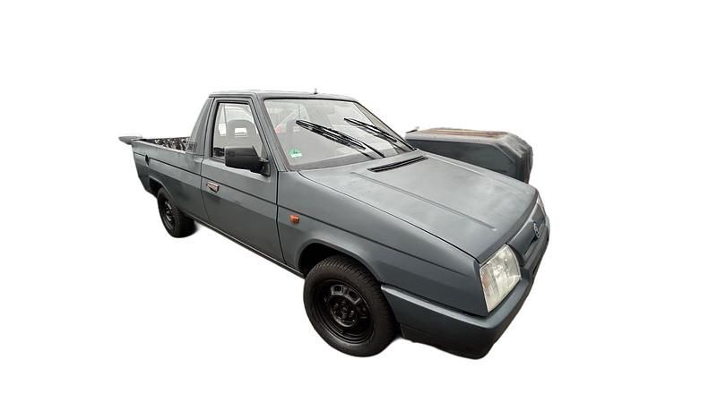 Grau Gebraucht 1994 Skoda Favorit Abholung | 1.399 € - Bild 1/4