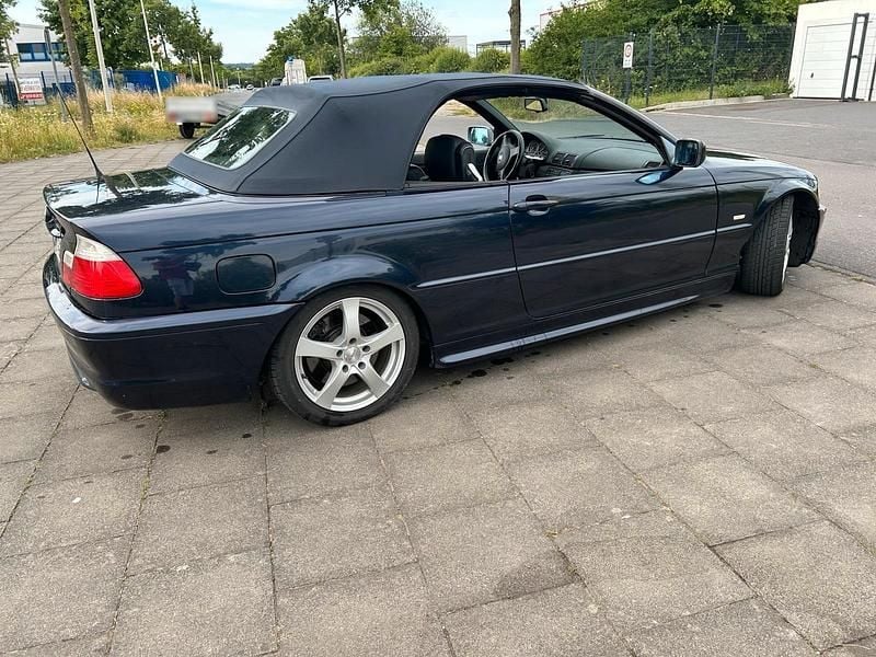 Gebraucht BMW 330 M Sport 231 PS (169 kW) 2002 Blau Cabrio