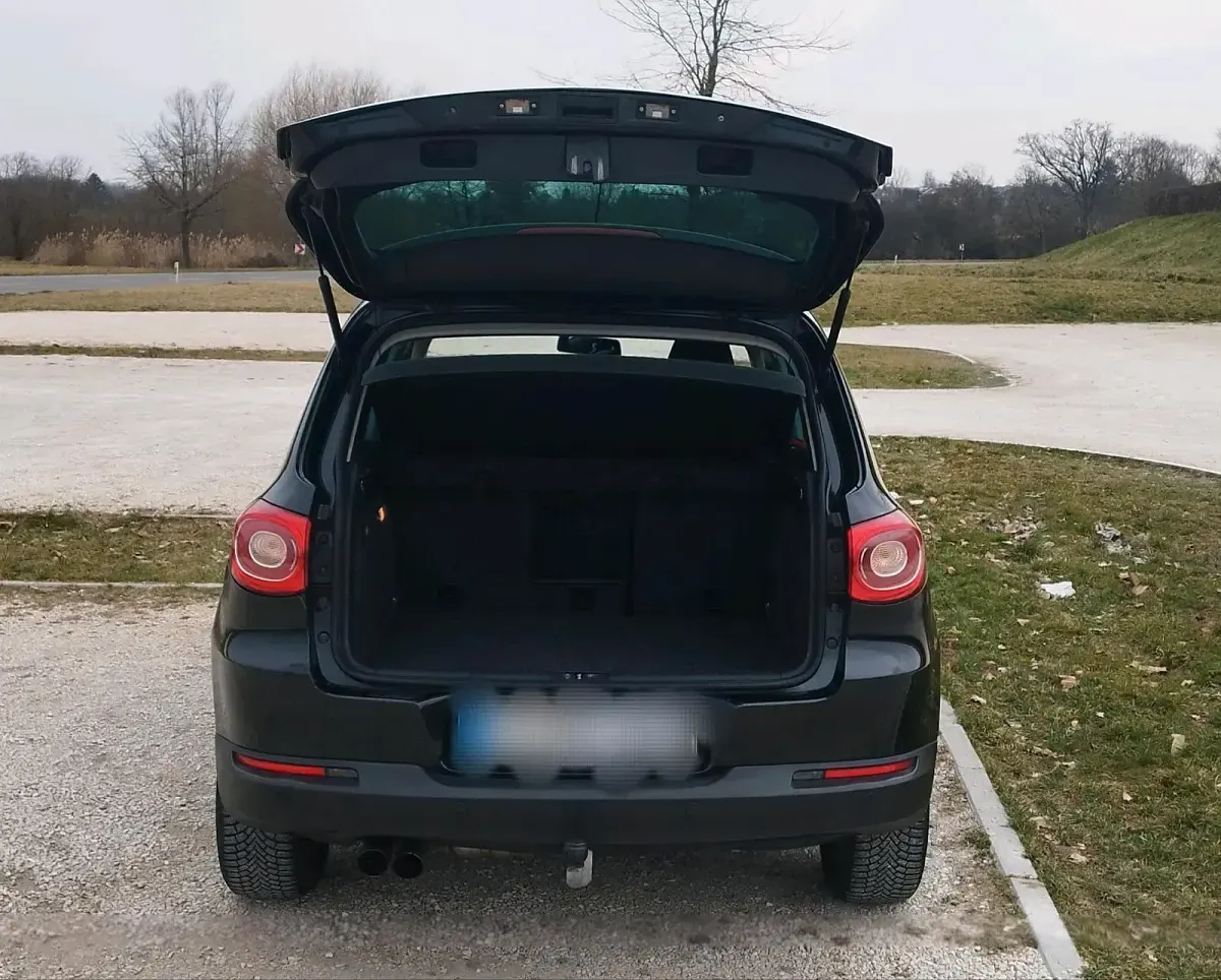 Gebraucht VW Tiguan 150 PS (110 kW) 2010 Schwarz SUV