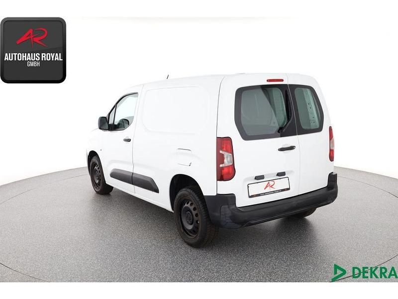 Gebraucht Peugeot Partner 99 PS (72 kW) 2019 Weiss Van / Kleinbus