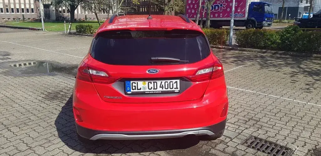 Gebraucht Ford Fiesta Active 125 PS (91 kW) 2018 Rot Kleinwagen