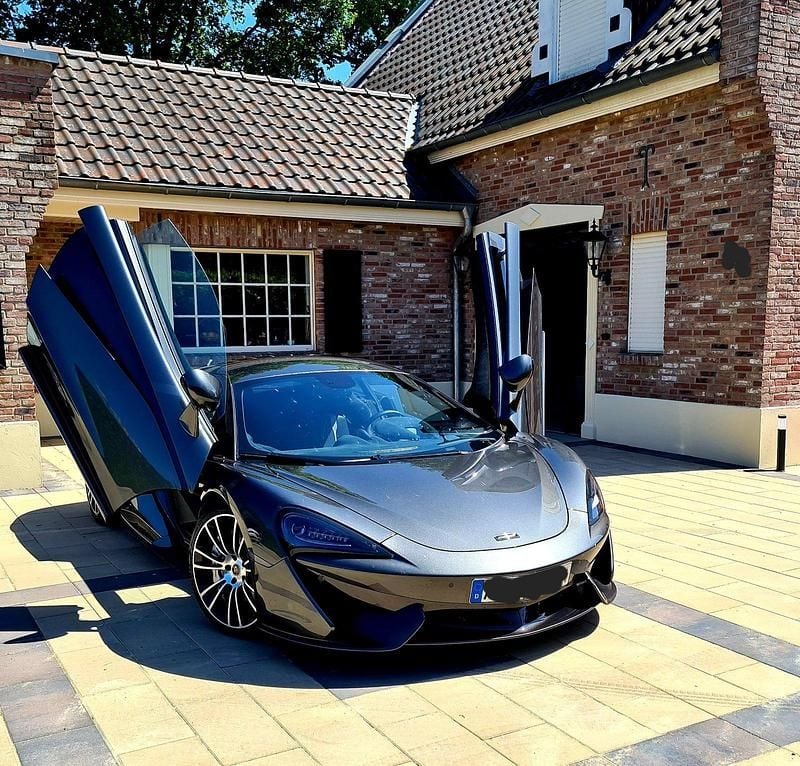 Gebraucht McLaren 570S 570 PS (419 kW) 2019 Grau Coupé