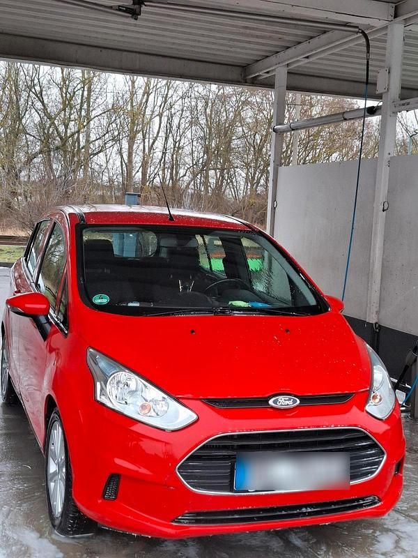 Gebraucht Ford B-MAX 101 PS (74 kW) 2013 Rot Van / Kleinbus