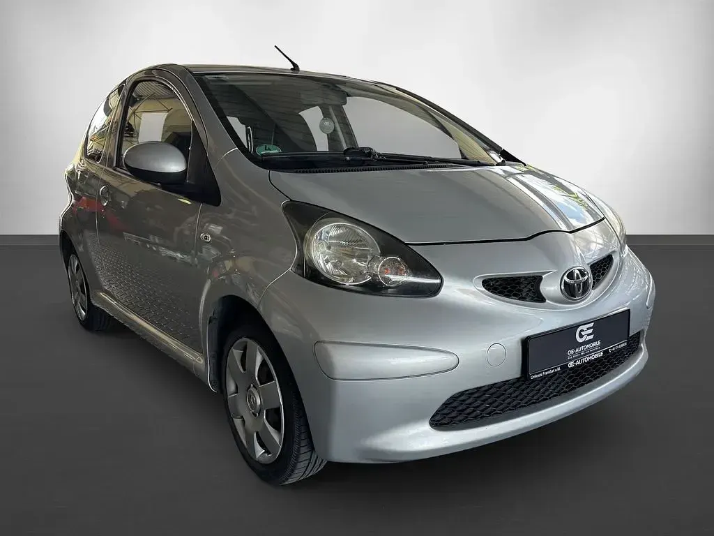 Gebraucht Toyota Aygo Cool 68 PS (50 kW) 2007 Silver mica metallic Kleinwagen