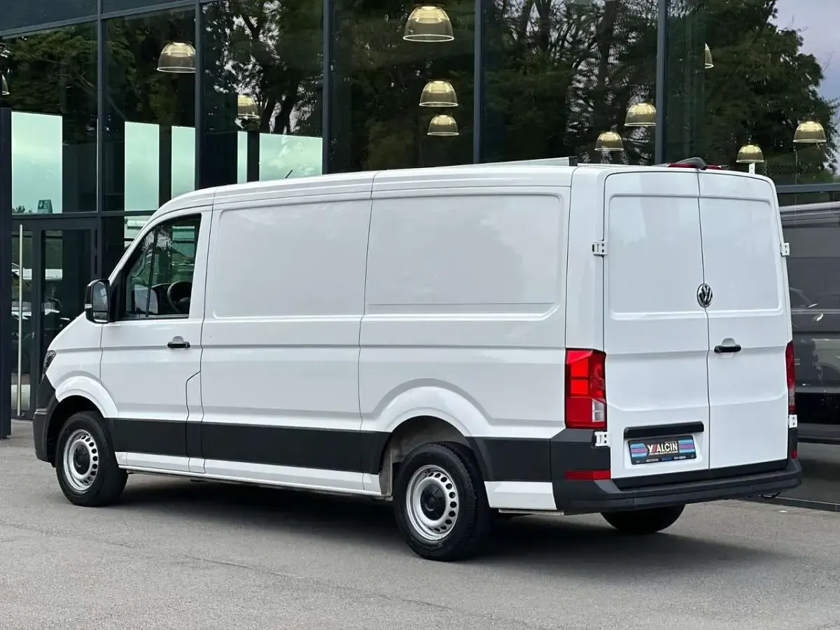 Gebraucht VW Crafter R 102 PS (75 kW) 2022 Weiß Van