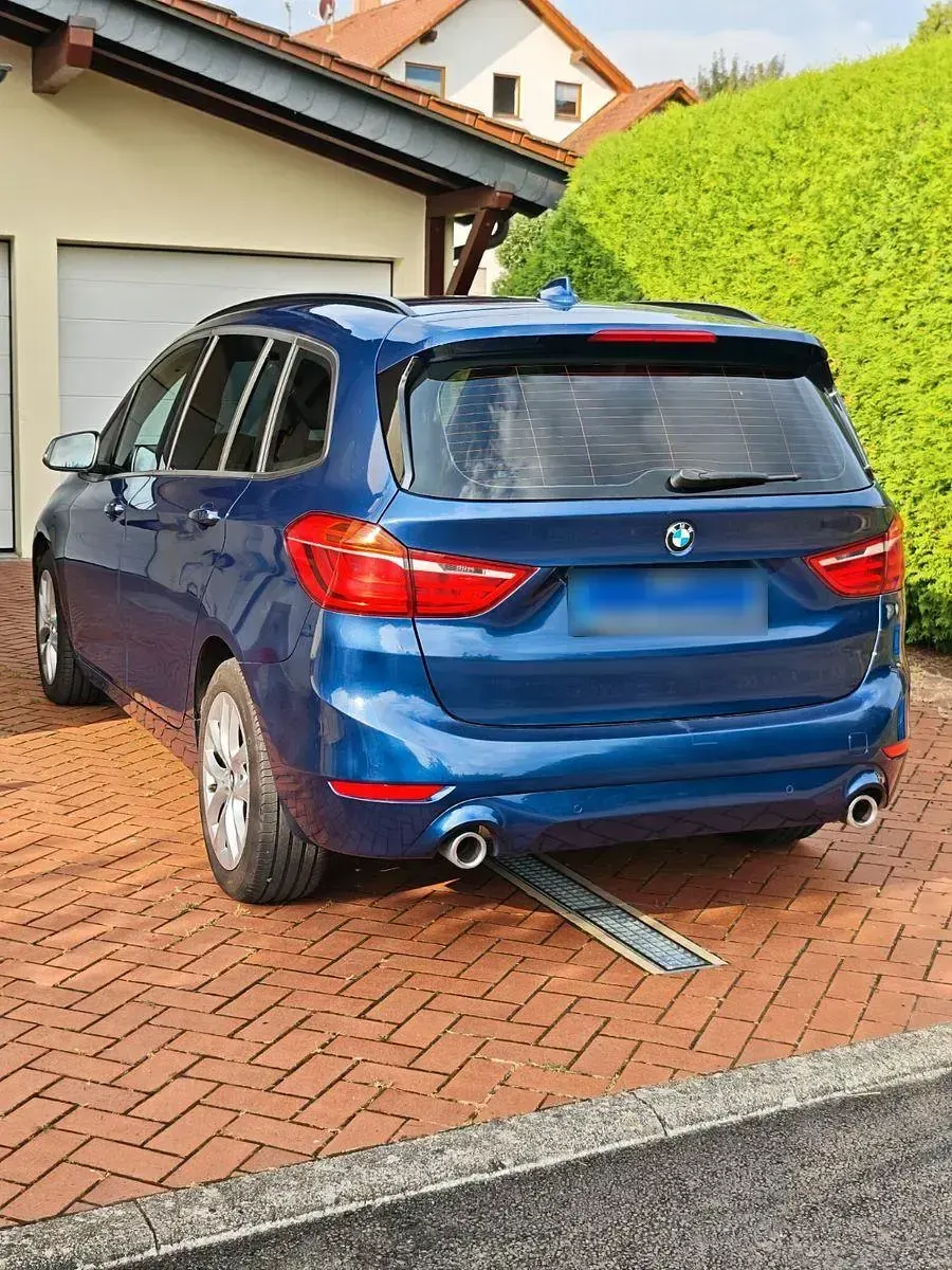 Gebraucht BMW 220 Gran Tourer 190 PS (139 kW) 2021 Blau Van / Kleinbus