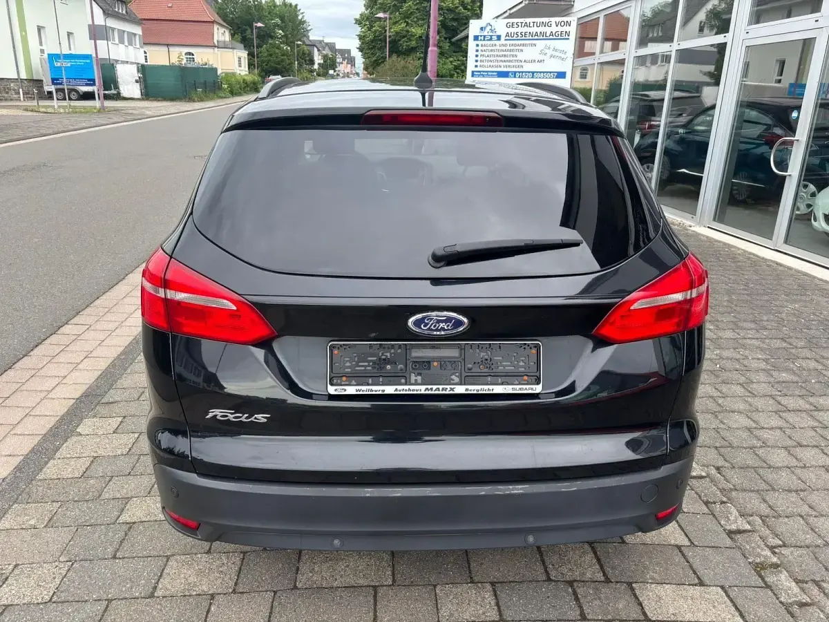Gebraucht Ford Focus Business Edition 120 PS (88 kW) 2017 Schwarz Kombi