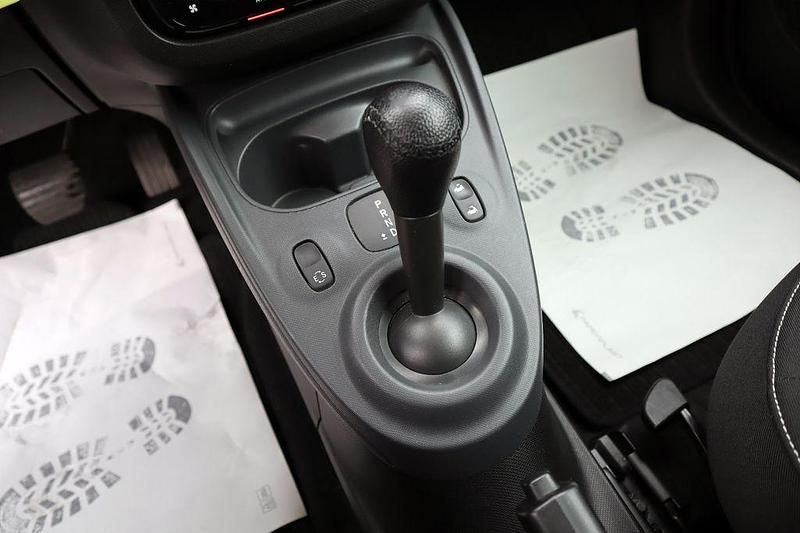 Gebraucht Smart ForTwo Cabrio Basis 90 PS (66 kW) 2018 Weiß Cabrio