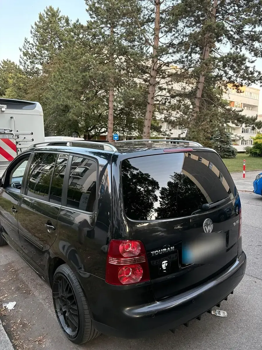 Gebraucht VW Touran 150 PS (110 kW) 2004 Schwarz Van / Kleinbus