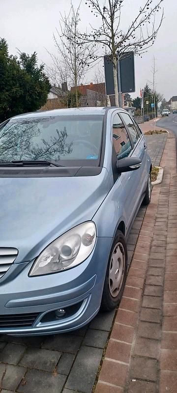 Gebraucht Mercedes B150 95 PS (69 kW) 2008 Blau Van / Kleinbus