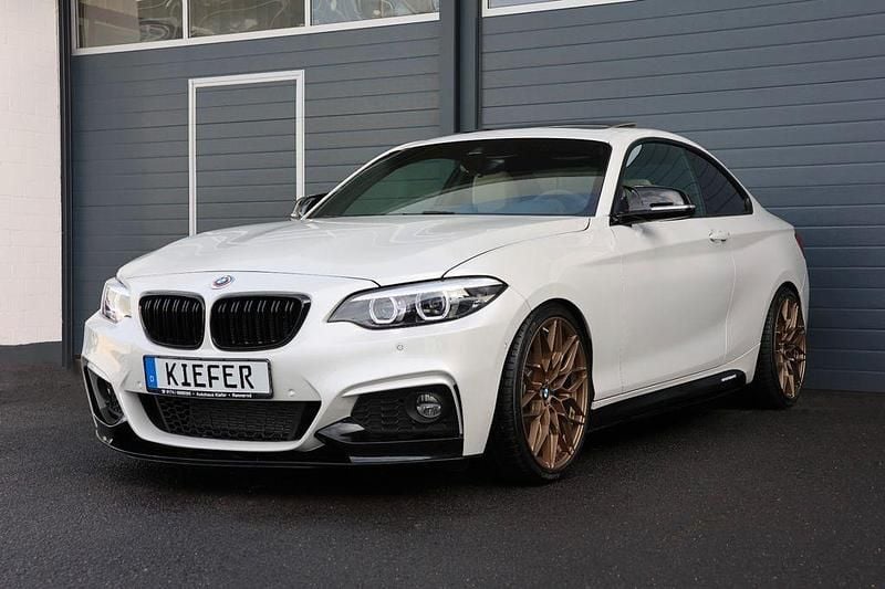 Gebraucht BMW 230 Performance 252 PS (185 kW) 2019 Weiß Coupé