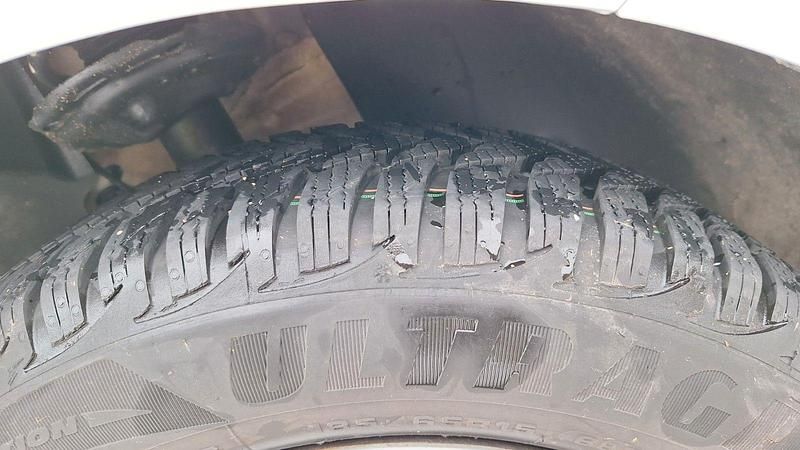 Gebraucht VW Polo Life 95 PS (69 kW) 2022 Silber Kleinwagen