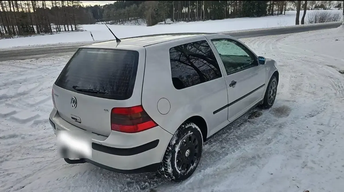 Gebraucht VW Golf 101 PS (74 kW) 2002 Silber Coupé