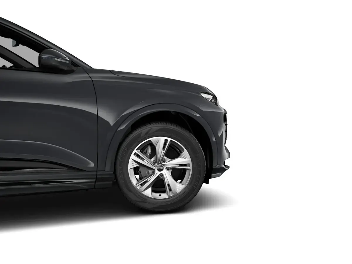 Nouă Audi Q6 e-tron Ambiente 185 kW (252 CP) 2026 Gri SUV