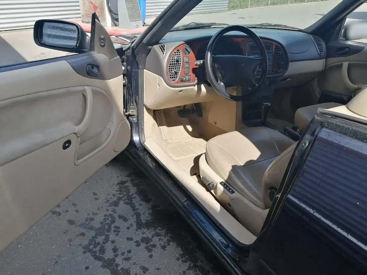 Używany Saab 9-3 Cabriolet 185 KM (136 kW) 1998 Niebieski Kabriolet