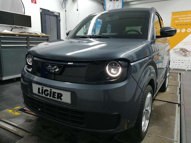 Graphitgrau Gebraucht 2024 Ligier Myli Kleinwagen | 16.990 € - Bild 1/4