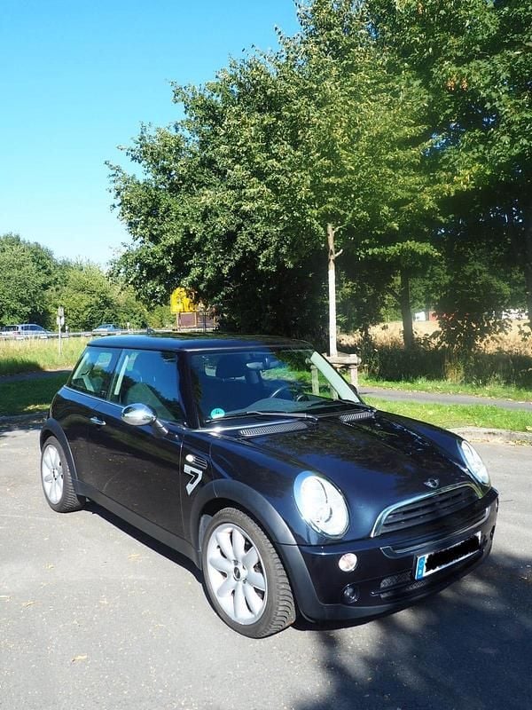 Blau Gebraucht 2006 Mini ONE Kleinwagen | 3.750 € (Fairer Preis) - Bild 1/4