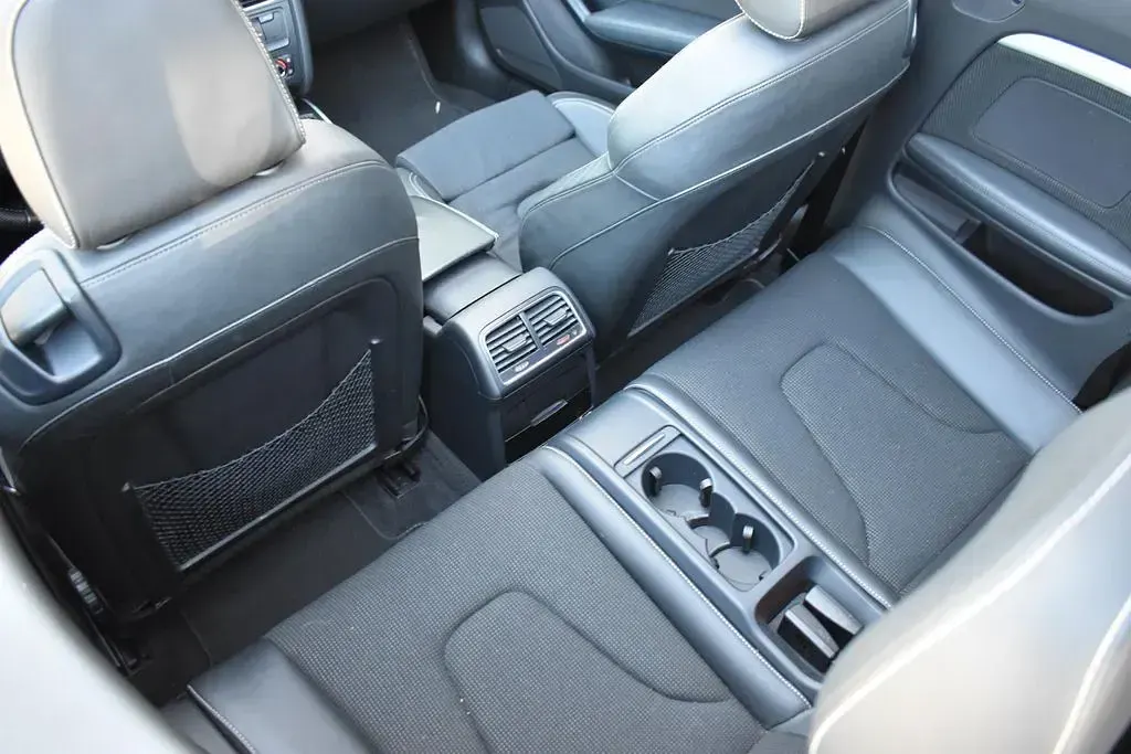 Gebraucht Audi A5 Cabriolet S-Line 179 PS (131 kW) 2010 Schwarz Cabrio