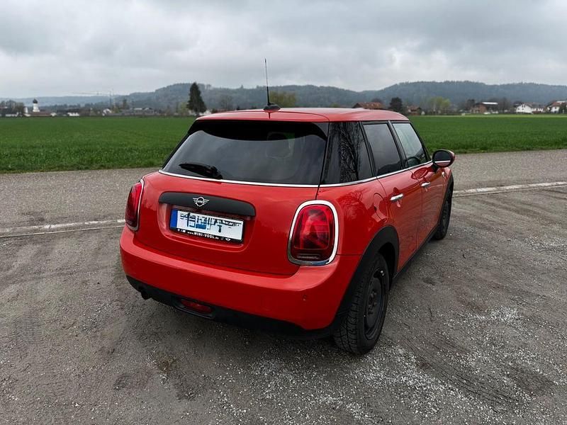 Second-hand Mini ONE 102 CP (75 kW) 2019 Portocaliu Hatchback
