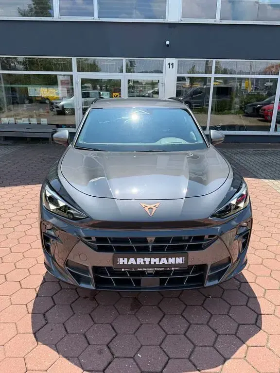 Neu Cupra Terramar 204 PS (150 kW) 2026 Grau SUV