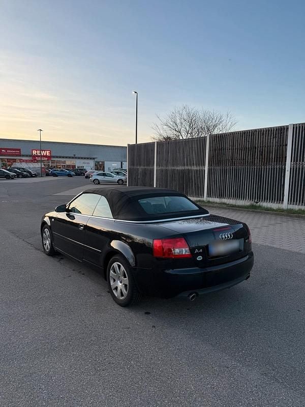 Gebraucht Audi A4 Cabriolet 163 PS (119 kW) 2004 Schwarz Cabrio