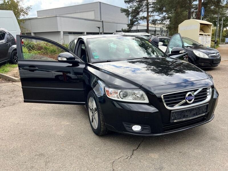 Schwarz Gebraucht 2012 Volvo V50 Kombi | 4.499 € (Fairer Preis) - Bild 1/4