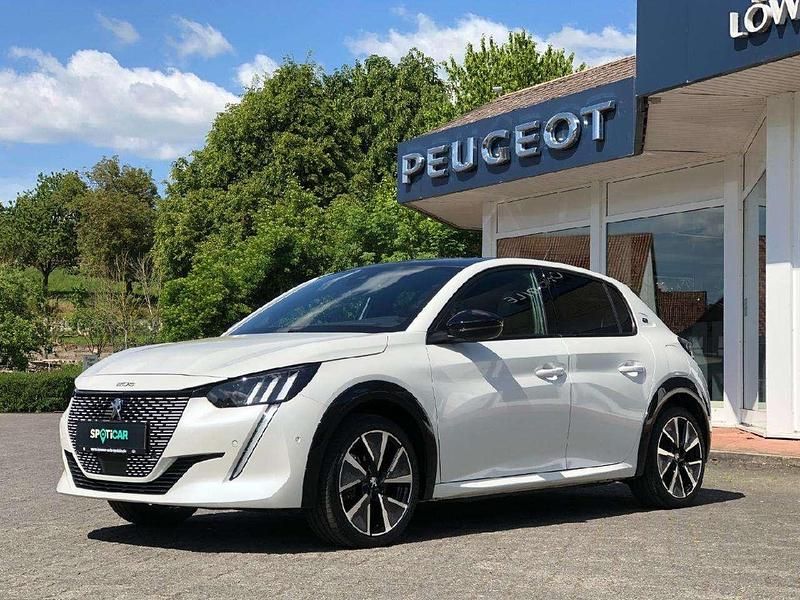 Lack weiss perlglänzend/typ au Gebraucht 2022 Peugeot e-208 GT Kleinwagen | 19.870 € (Fairer Preis) - Bild 1/4