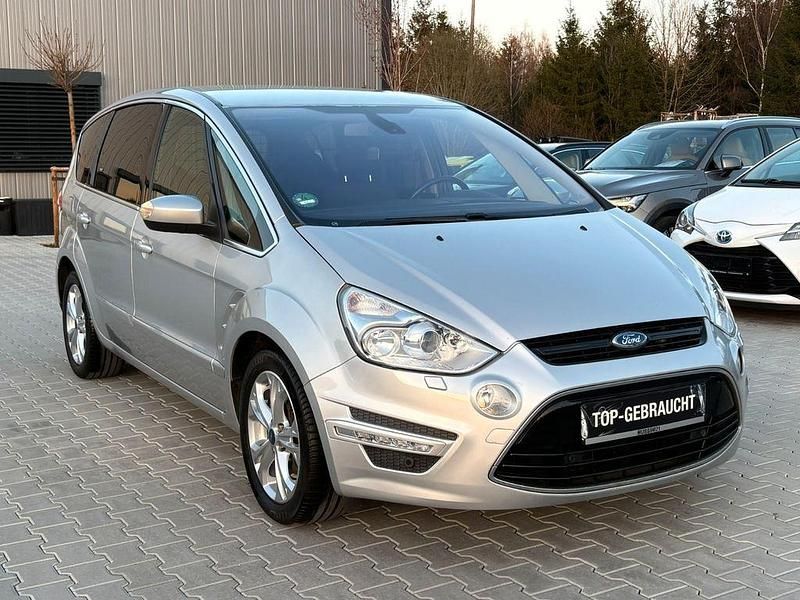 Gebraucht Ford S-MAX Titanium 203 PS (149 kW) 2011 Silber Van / Kleinbus