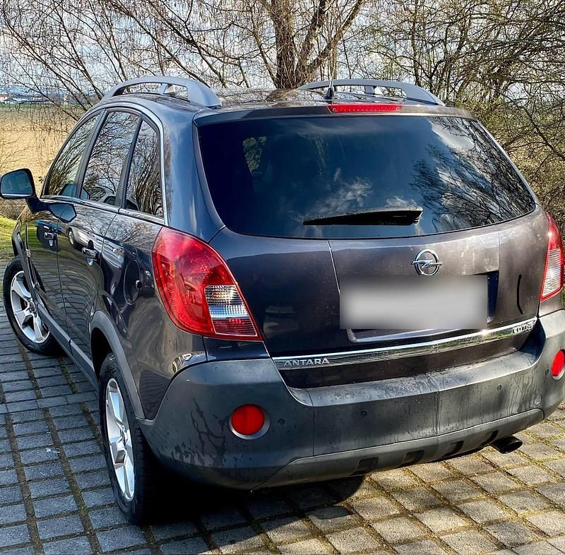 Gebraucht Opel Antara 163 PS (119 kW) 2013 Grau SUV