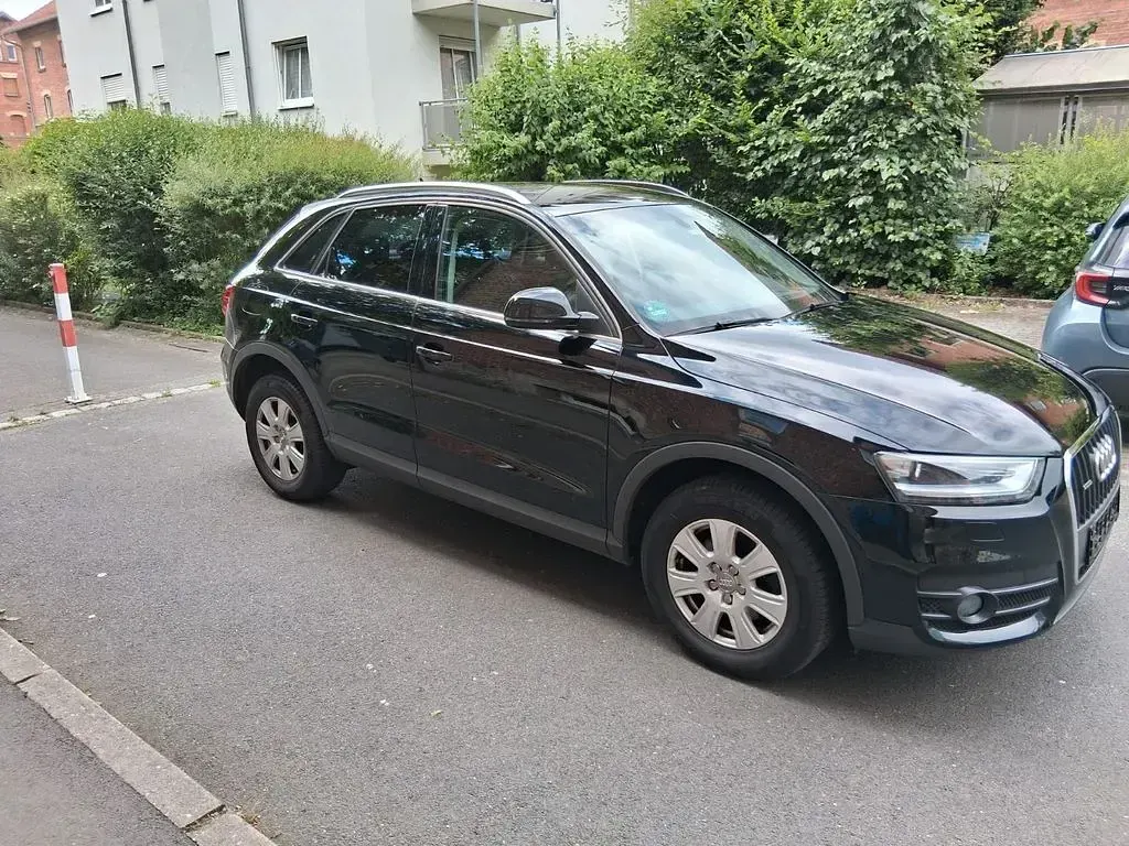 Gebraucht Audi Q3 Ambiente 177 PS (130 kW) 2014 Schwarz SUV
