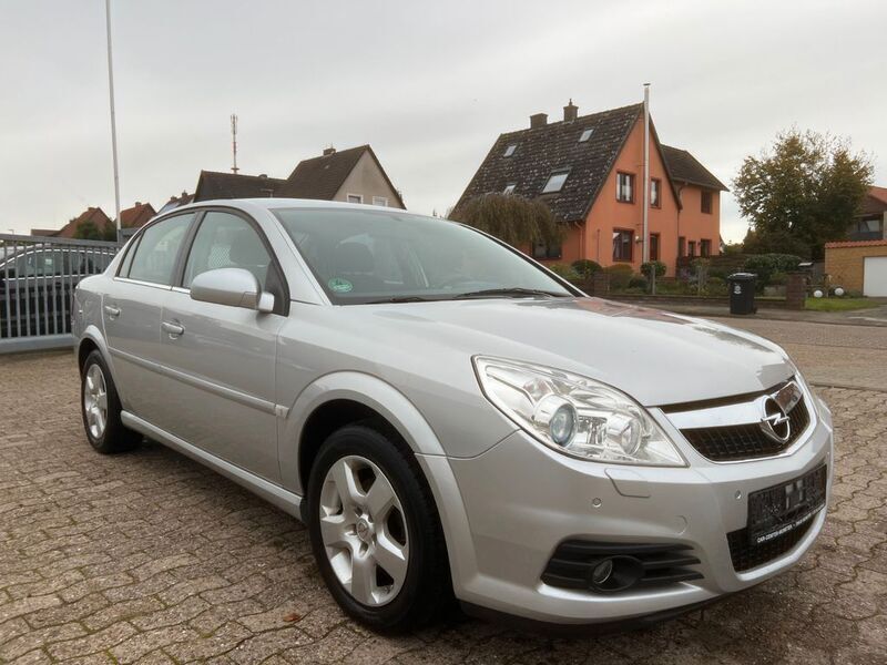 Gebraucht Opel Vectra Edition 140 PS (102 kW) 2006 Silber Limousine