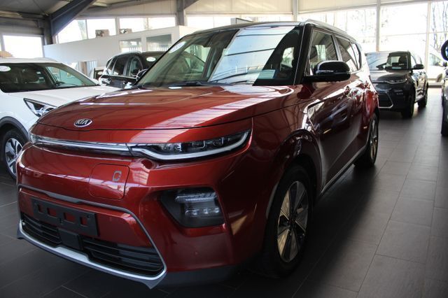 Rot Gebraucht 2020 Kia Soul EV Spirit SUV | 20.890 € (Teuer) - Bild 1/4