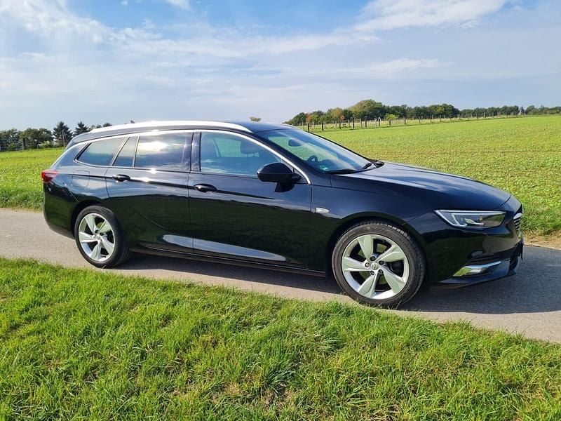 Schwarz Gebraucht 2019 Opel Insignia Exklusiv Kombi | 15.999 € (Fairer Preis) - Bild 1/4
