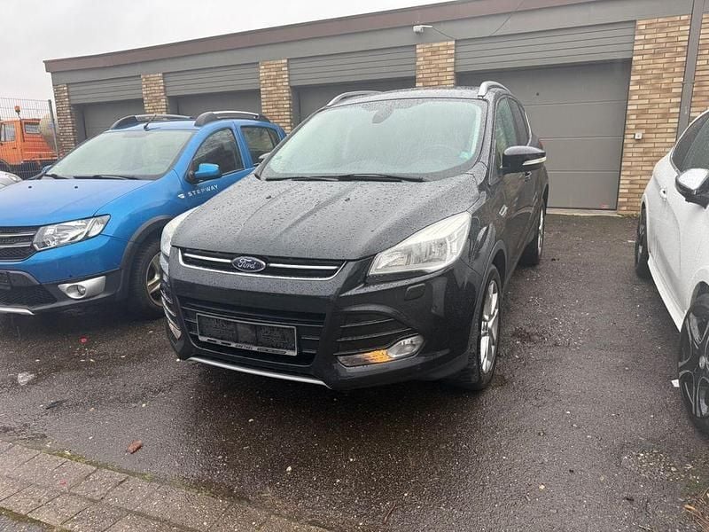 Schwarz Gebraucht 2014 Ford Kuga Titanium SUV | 7.290 € (Guter Preis) - Bild 1/4