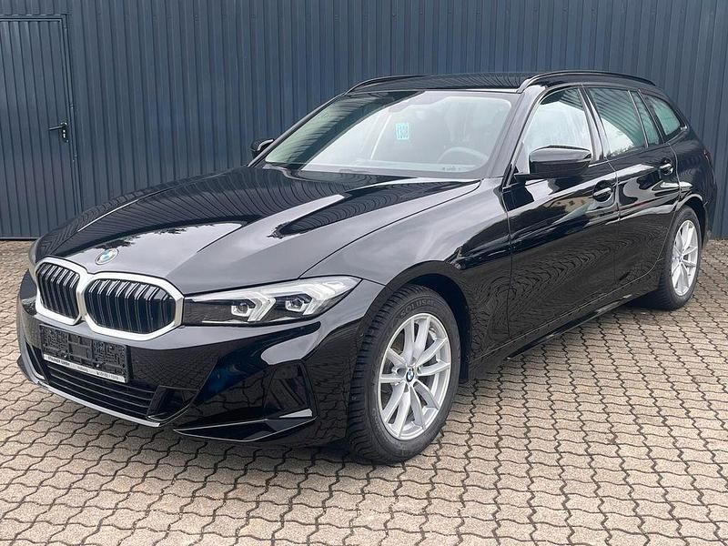 Gebraucht BMW 318 156 PS (114 kW) 2025 Schwarz Kombi