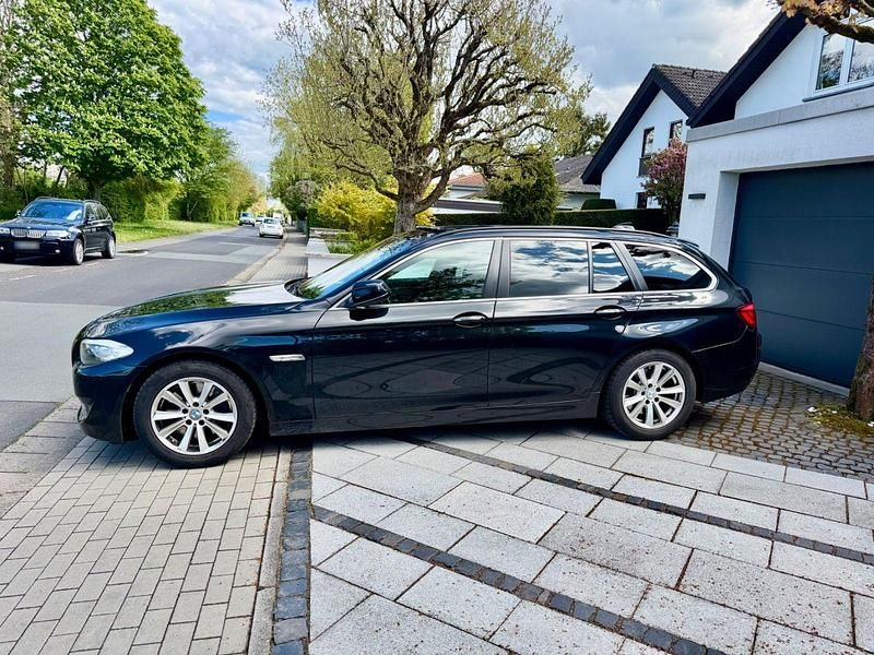 Second-hand BMW 530 Performance 258 CP (189 kW) 2010 Negru Break