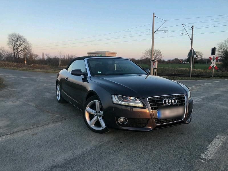 Violet Gebraucht 2009 Audi A5 Cabriolet S-Line Cabrio | 8.800 € (Teuer) - Bild 1/4